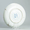 Plato Hondo de Porcelana China con Luohan en Nube, Siglo XVII