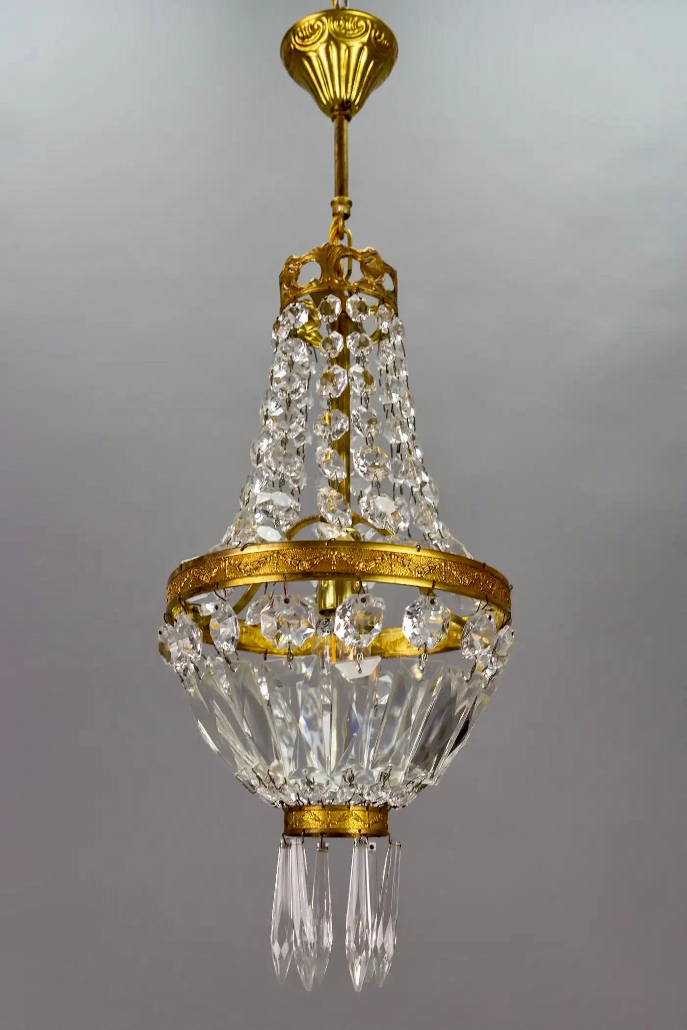 Araña de Latón y Cristal Estilo Imperio Francés, Año 1950