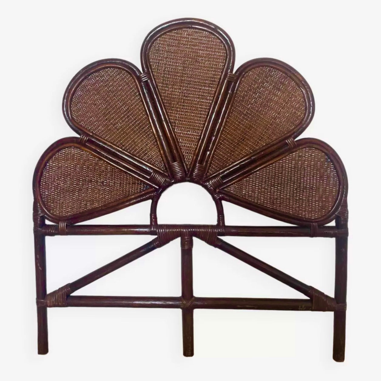 Cabecero de Ratán Marrón con Forma de Flor