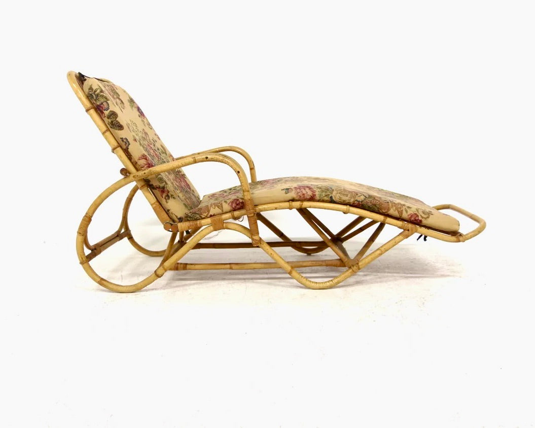 Chaise Longue de Ratán y Mimbre Plegable, Suecia, Años 60