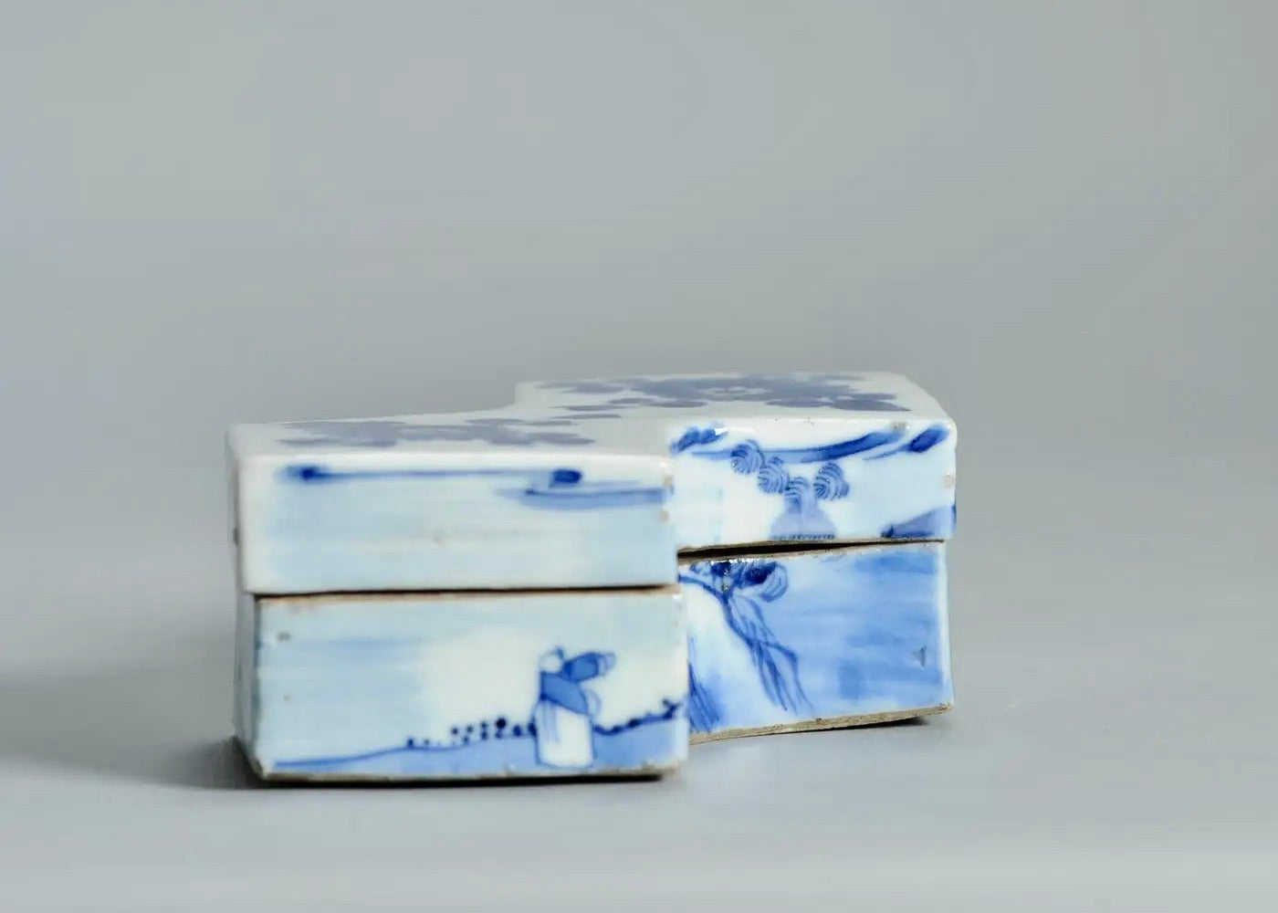 Caja de Porcelana Azul y Blanca para Tinta | Periodo Ming, Siglo XVII