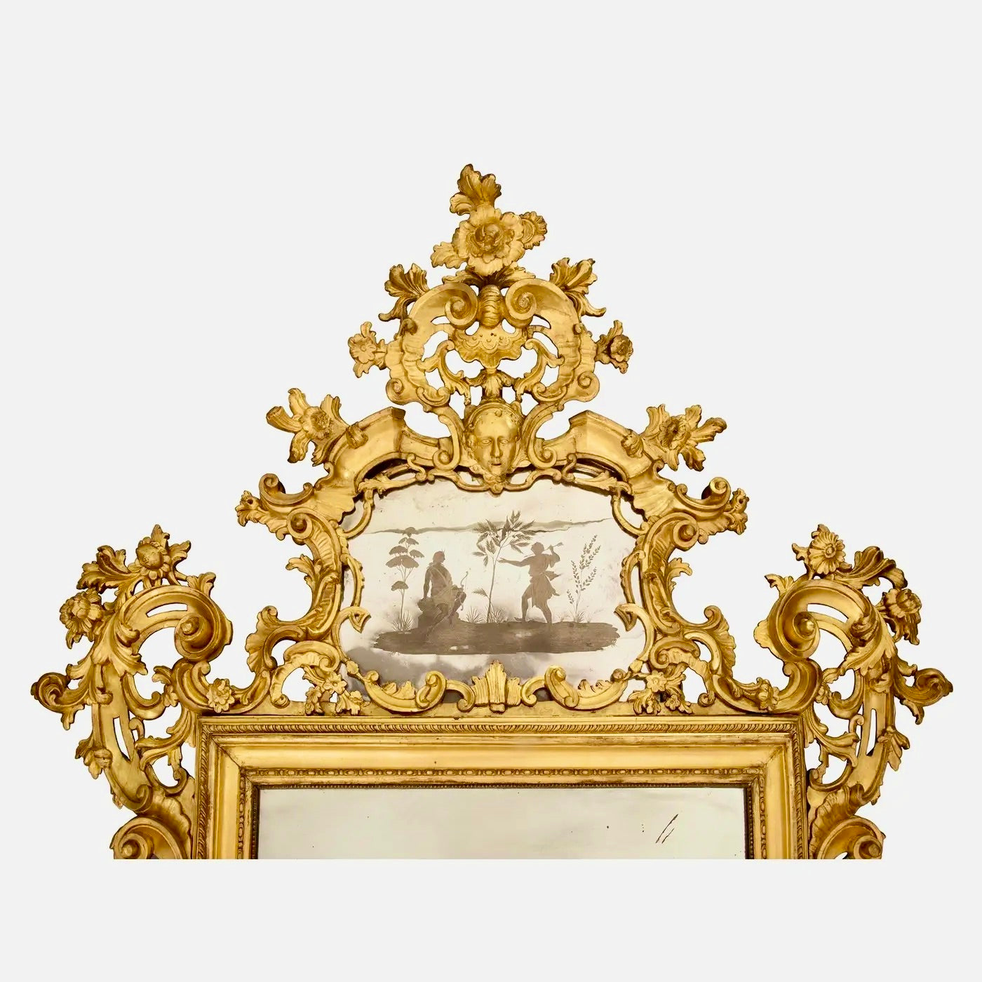 Espejo Barroco Veneciano de Madera Dorada del Siglo XVIII