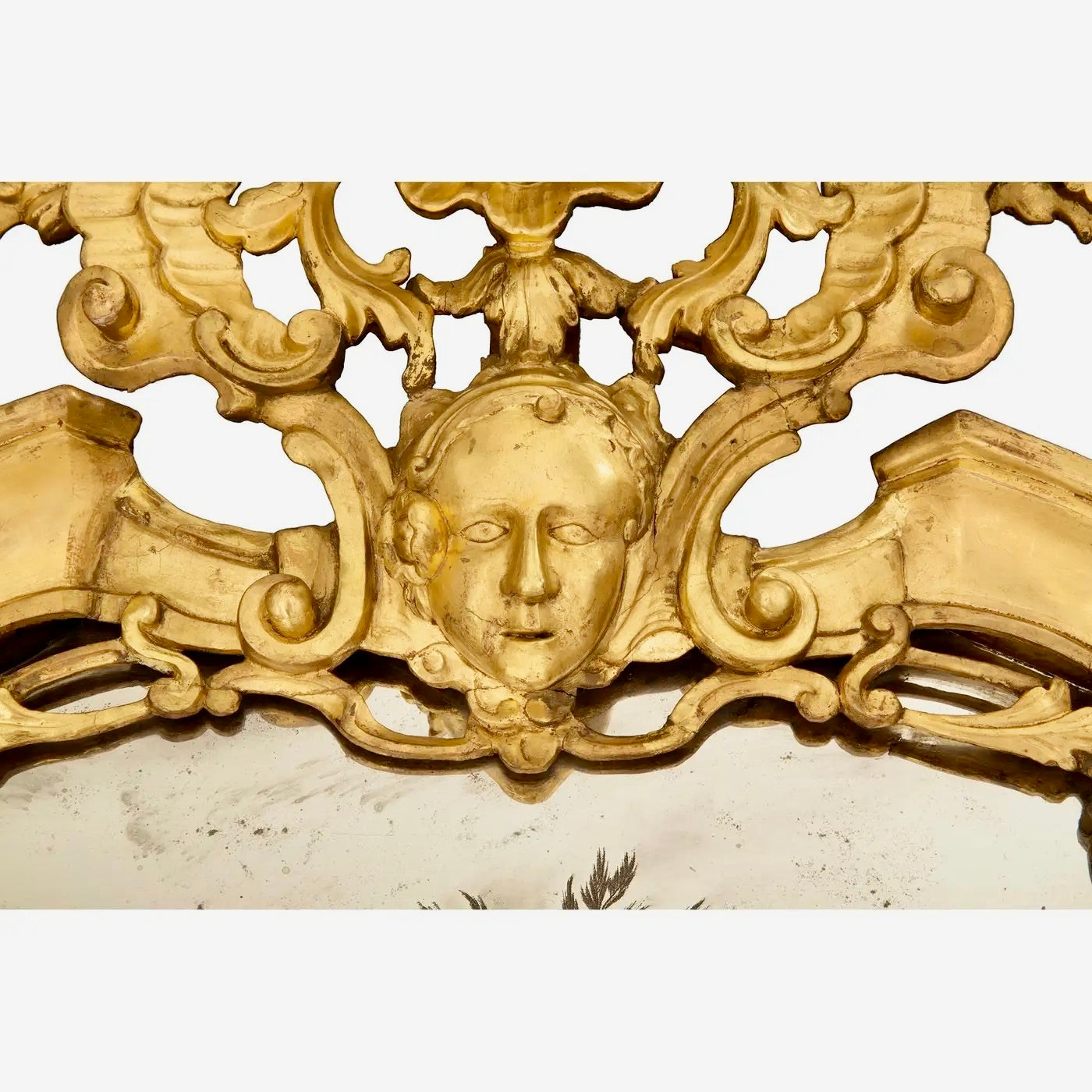 Espejo Barroco Veneciano de Madera Dorada del Siglo XVIII