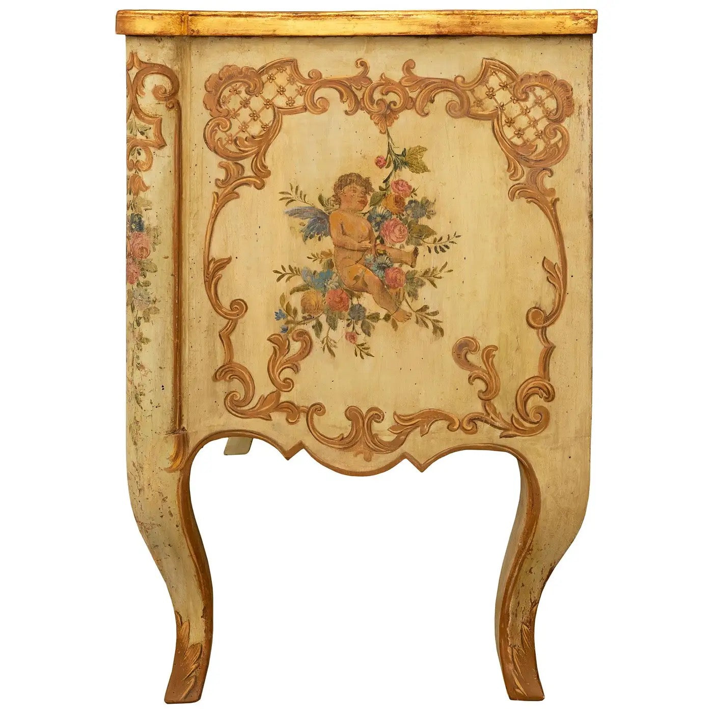 Arcón Italiano Luis XV del Siglo XVIII | Decoración de Querubines y Ormolu
