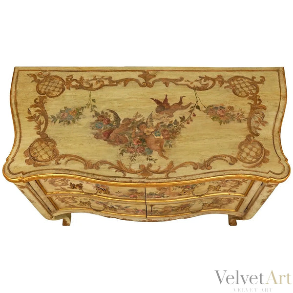 Arcón Italiano Luis XV del Siglo XVIII | Decoración de Querubines y Ormolu