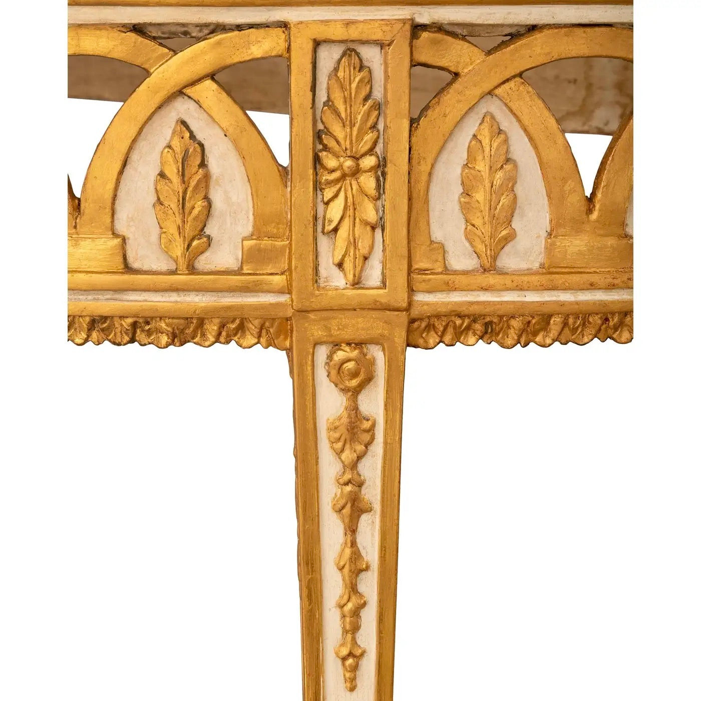 Consola Dorada Neoclásica Italiana del Siglo XVIII