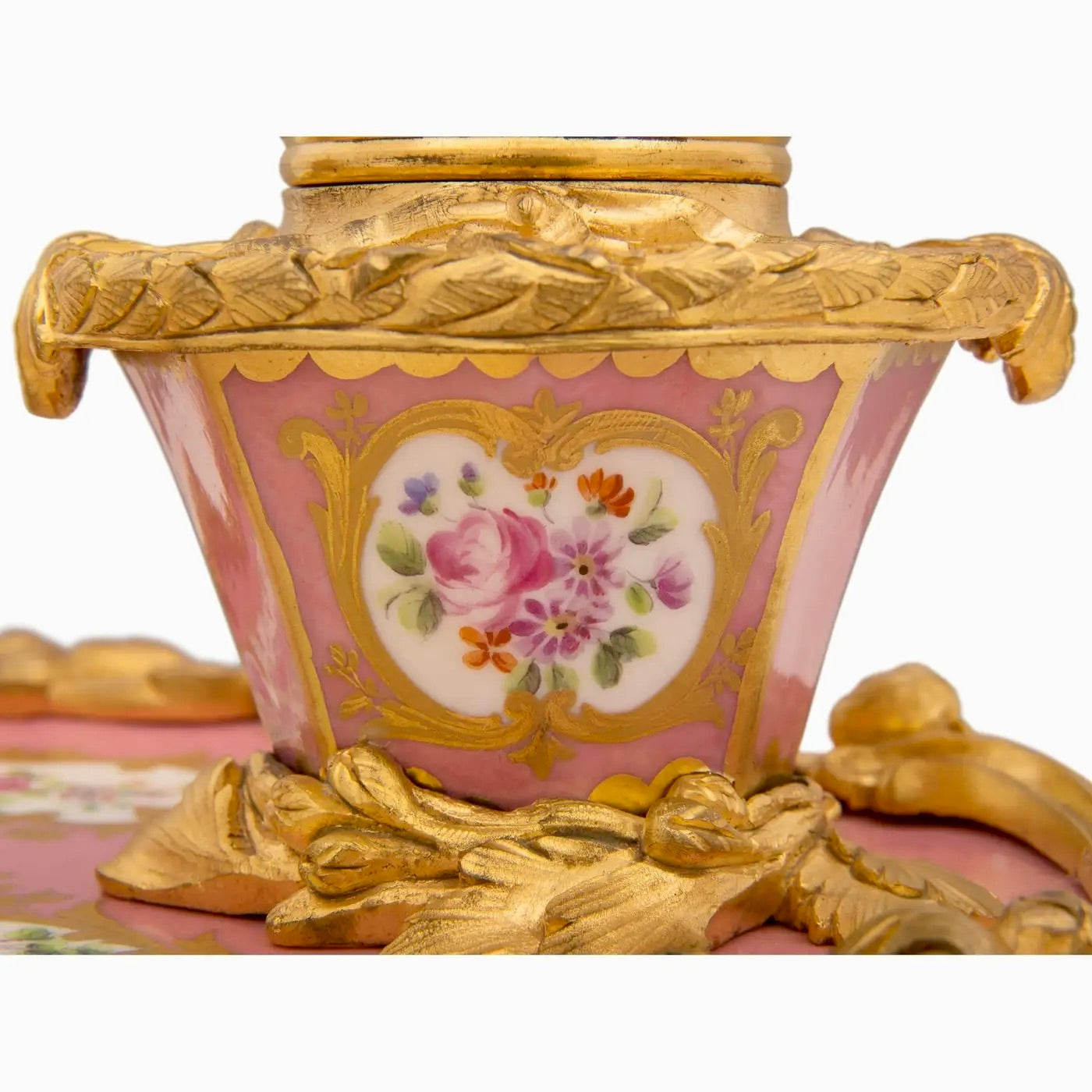 Tintero Francés de Porcelana de Sèvres y Ormolú | Estilo Luis XV, Principios del Siglo XIX