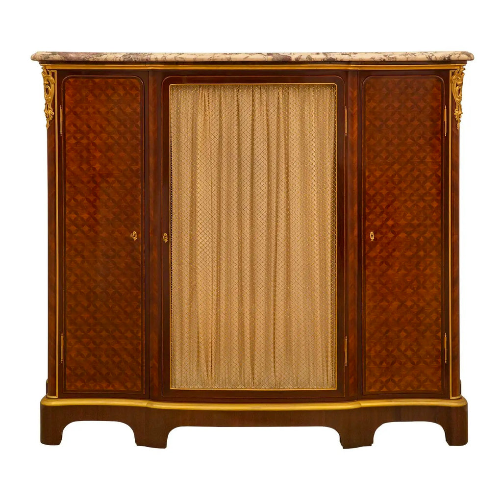 Vitrina Francesa en Tulipwood, Ormolu y Mármol Brèche Violette | Siglo XIX, Estilo Luis XV