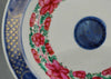 Plato de Porcelana China Qing | Famille Rose con Borde Azul Cobalto | Siglo XVIII