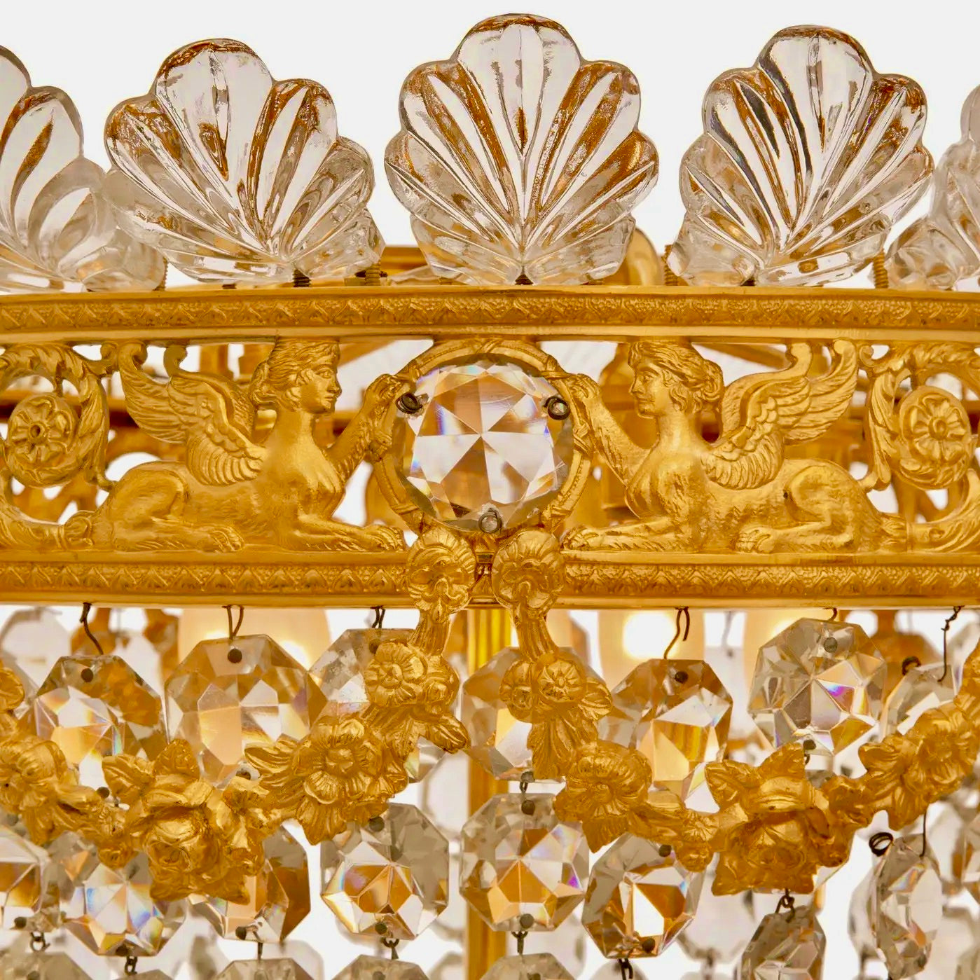 Araña Francesa de Ormolu y Cristal | Plafonnier Estilo Luis XVI del Siglo XIX
