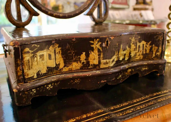 Espejo de Tocador Chinoiserie del Siglo XVIII